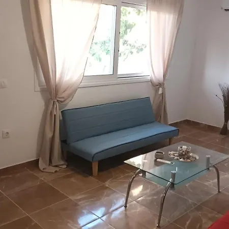 Holiday home Patsou Sinarades