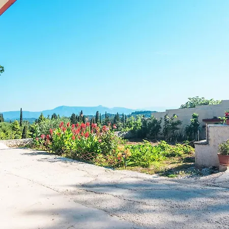 Holiday home Patsou Sinarades
